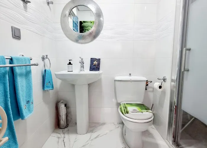 Apartment Charming Upper With Terrace And Communal Pool In *