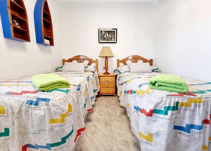 Charming Upper With Terrace And Communal Pool In Apartment *