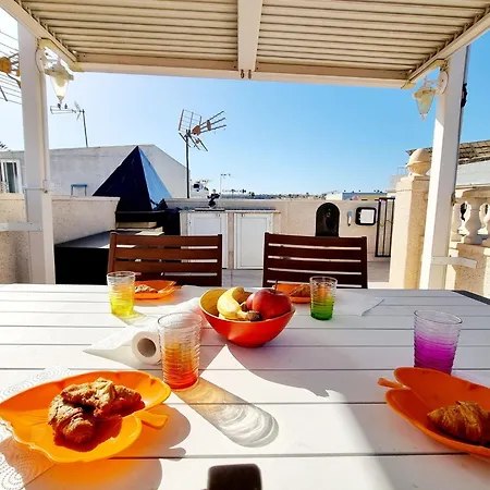 Charming Upper With Terrace And Communal Pool In * Torrevieja